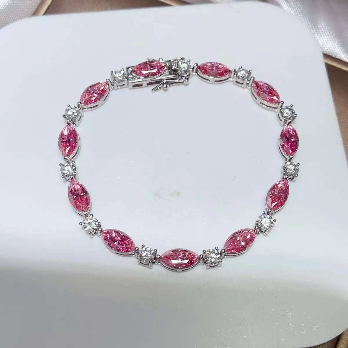 925 Sterling Silver Moissanite Bracelet - GlowUp Garments
