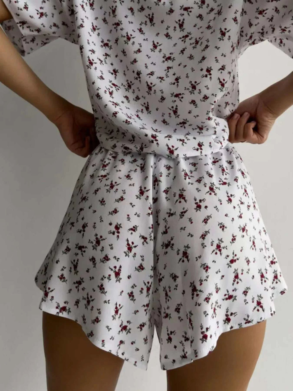 Floral Print Relaxed Fit Top and Shorts Lounge Set - GlowUp Garments