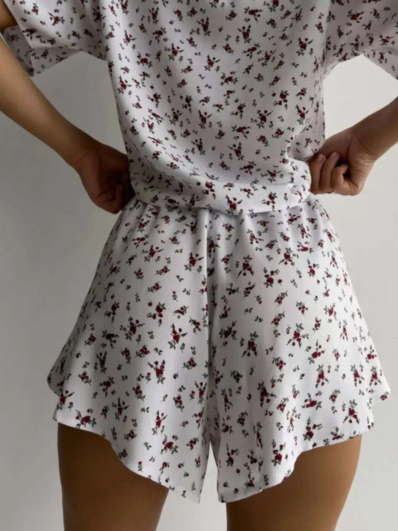 Floral Print Relaxed Fit Top and Shorts Lounge Set - GlowUp Garments