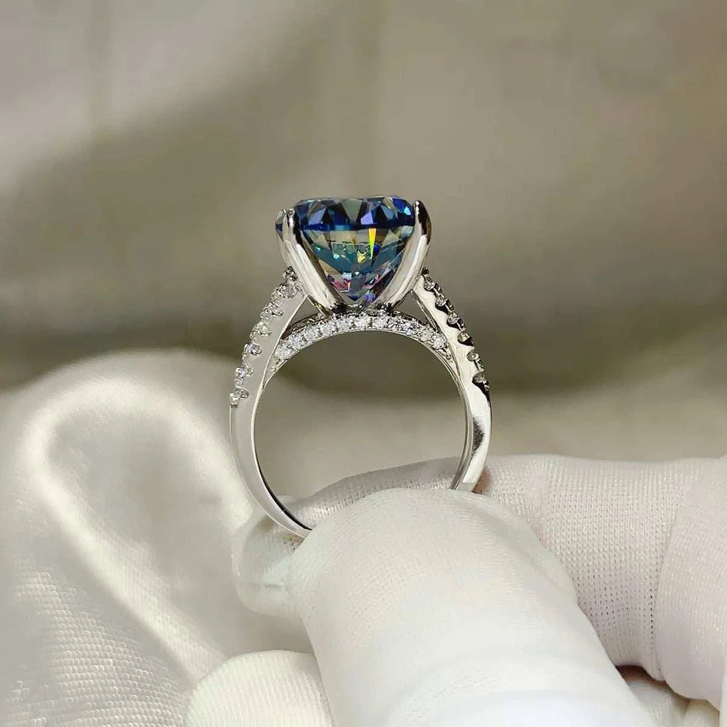 10 Carat Moissanite 925 Sterling Silver Ring - GlowUp Garments