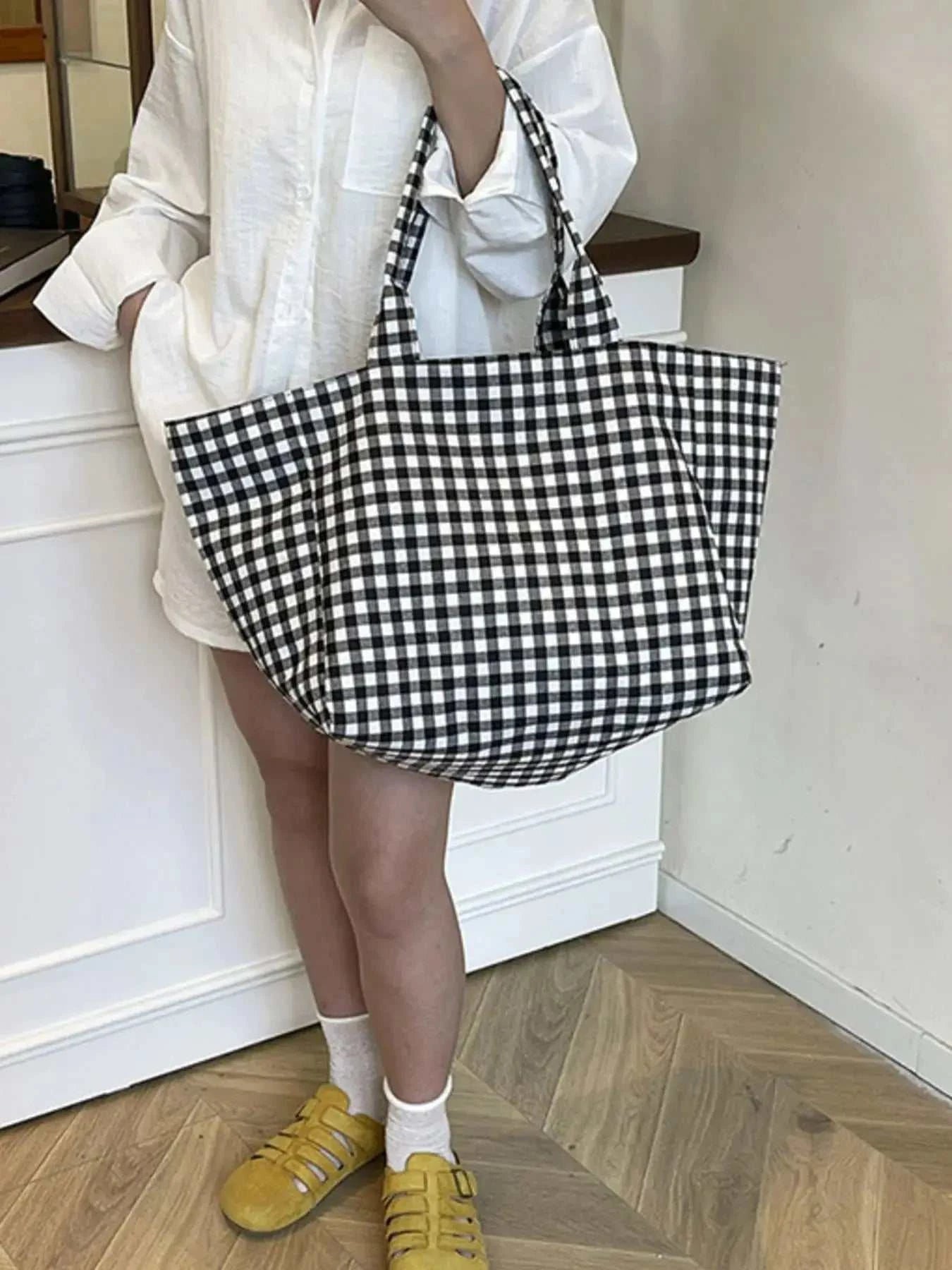 Classic Plaid Tote Bag - GlowUp Garments