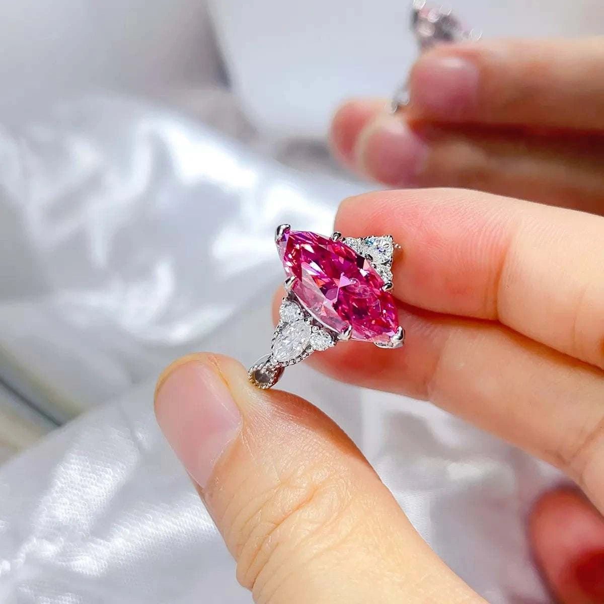 5 Carat Moissanite 925 Sterling Silver Ring - GlowUp Garments
