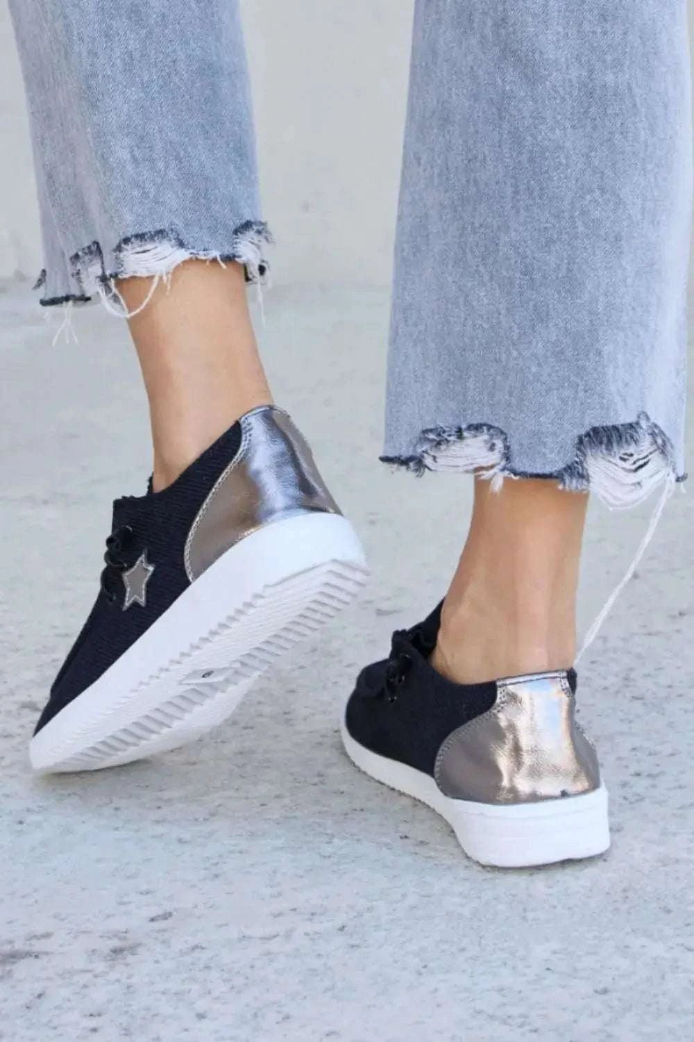 Forever Link Star Lace-Up Flat Sneakers - GlowUp Garments