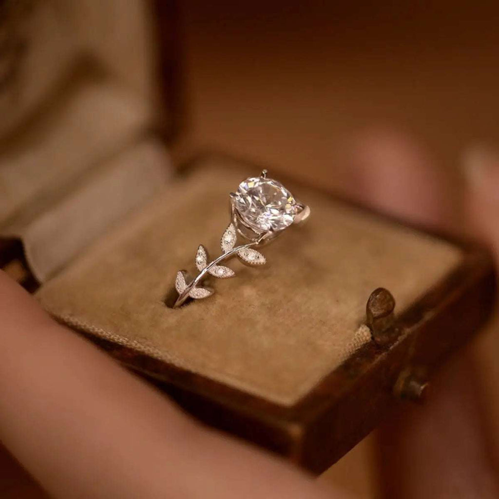 1 Carat Moissanite 925 Sterling Silver Leaf Ring - GlowUp Garments