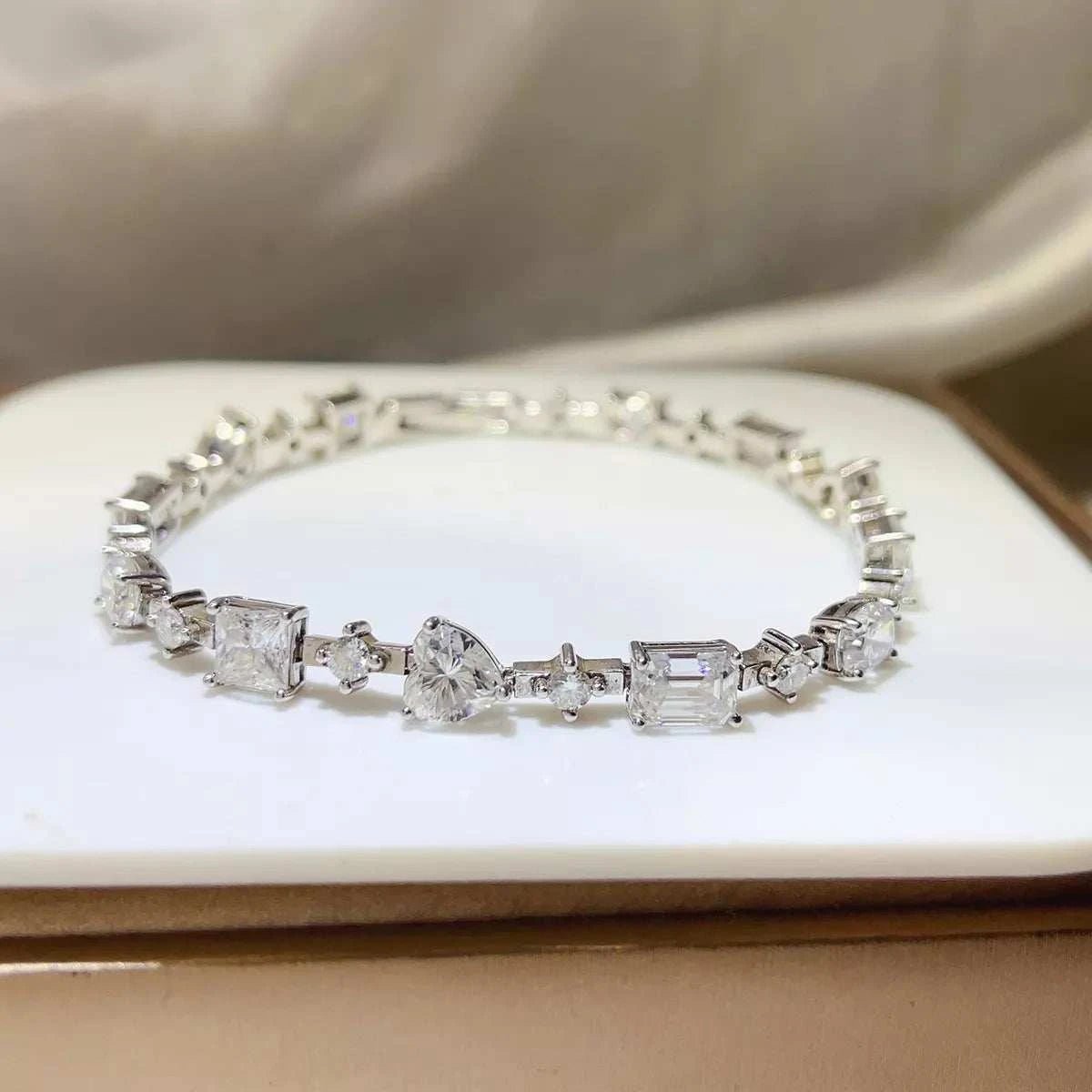 925 Sterling Silver Moissanite Bracelet - GlowUp Garments