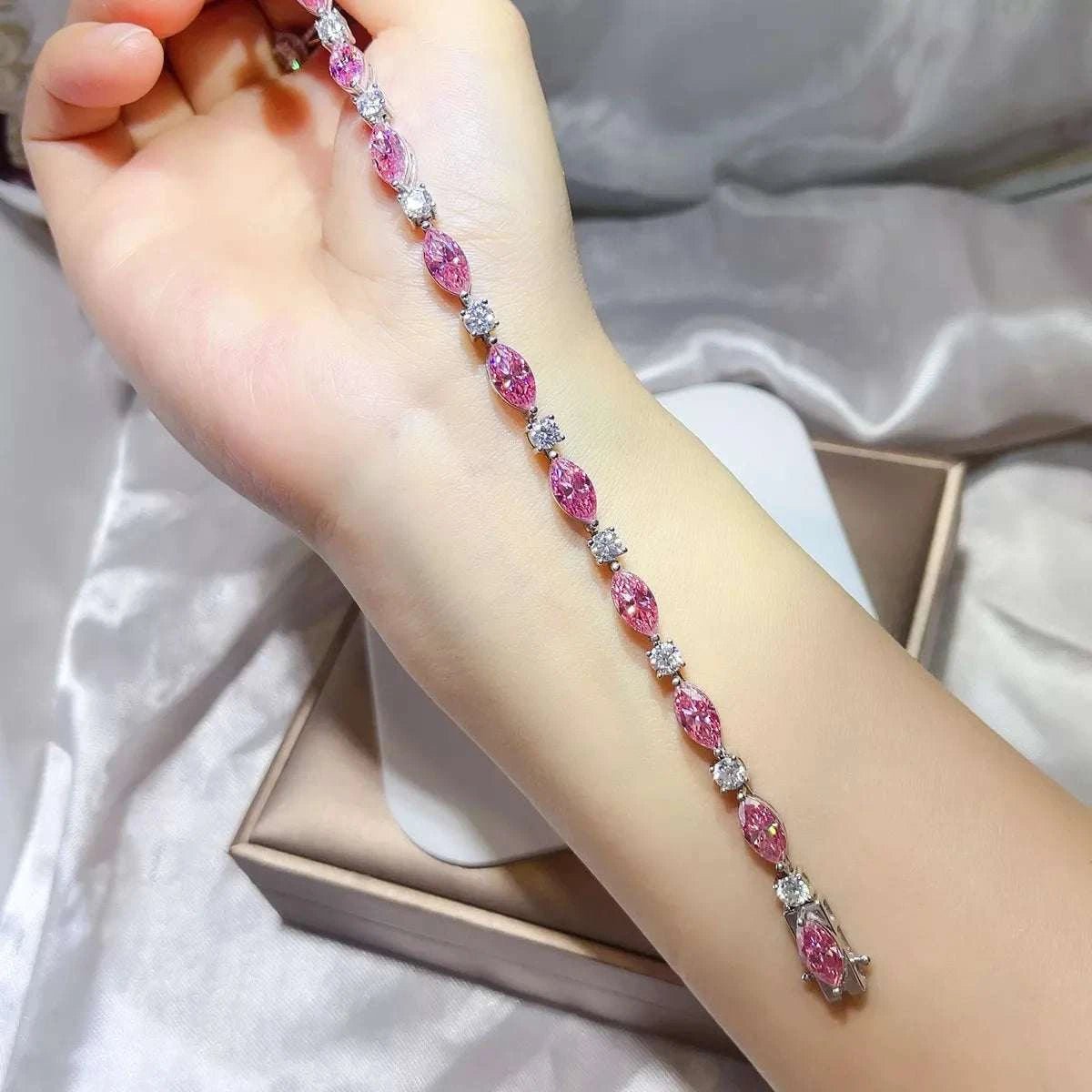 925 Sterling Silver Moissanite Bracelet - GlowUp Garments