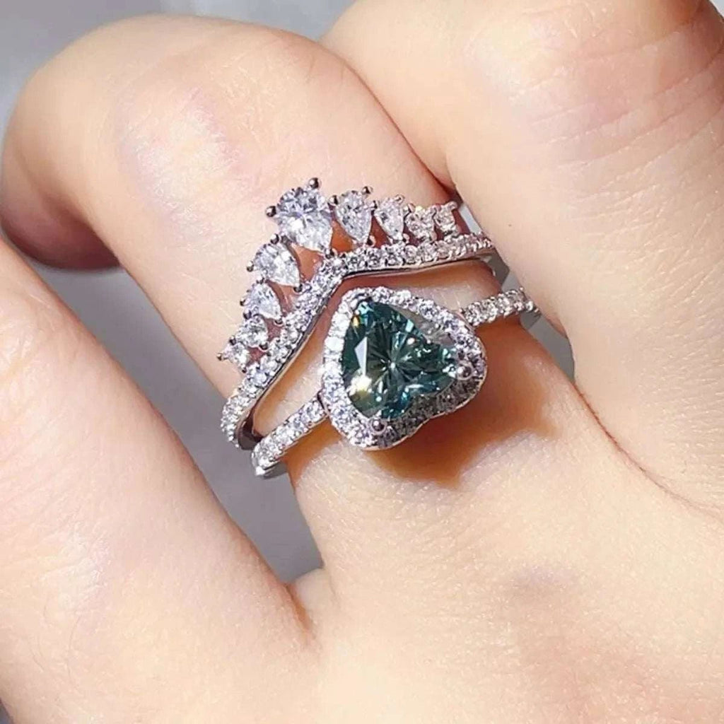 2 Carat Heart-Shaped Crown Ring Set - GlowUp Garments