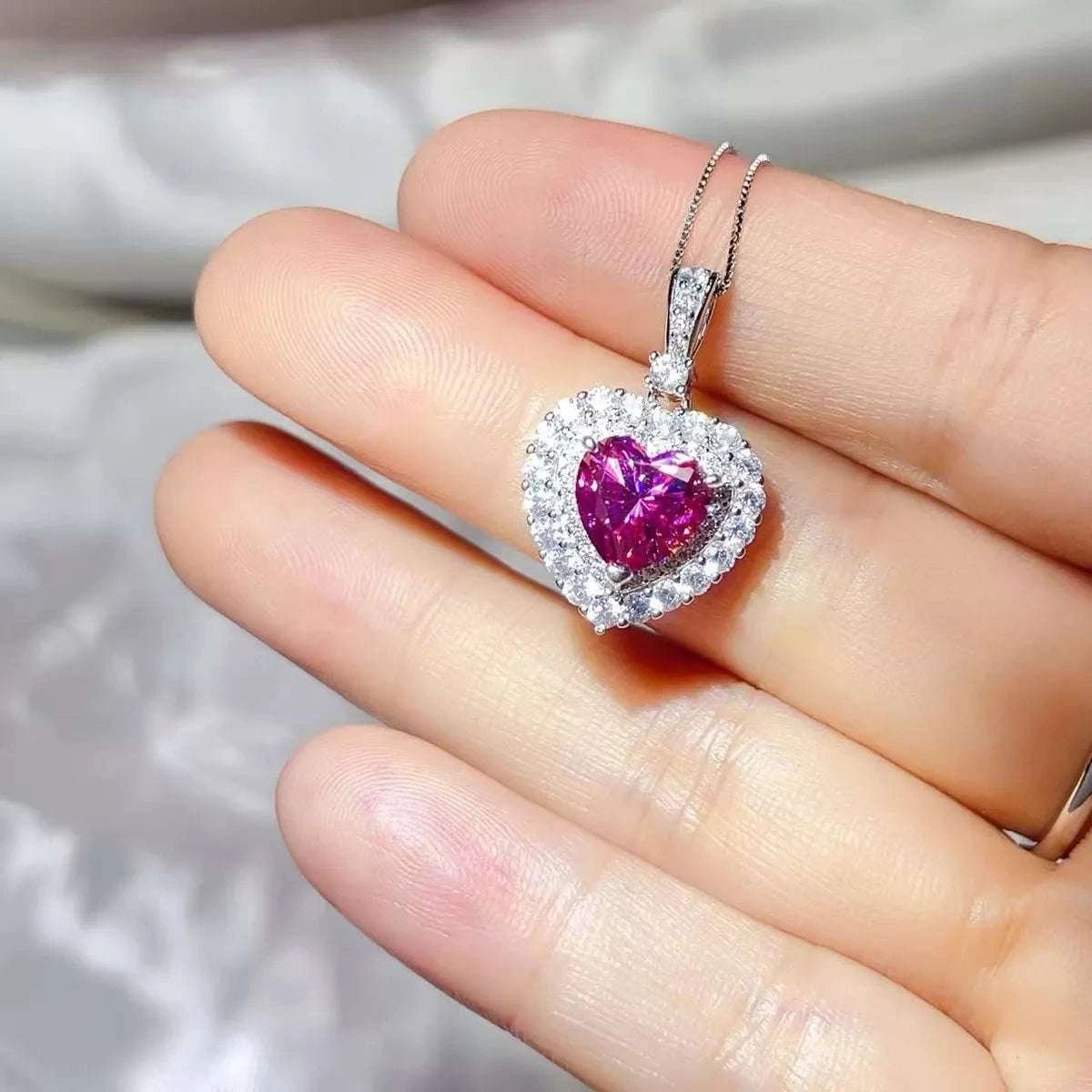 1 Carat 925 Sterling Silver Moissanite Necklace - GlowUp Garments